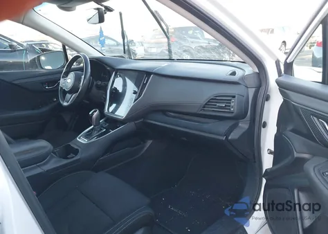 2021 Subaru Legacy Premium z USA, uszkodzony, nr VIN 4S3BWAC62M3005914